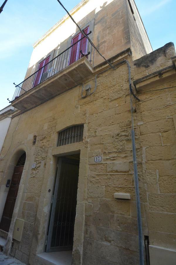 B&B Domus Gaia Lecce Ngoại thất bức ảnh